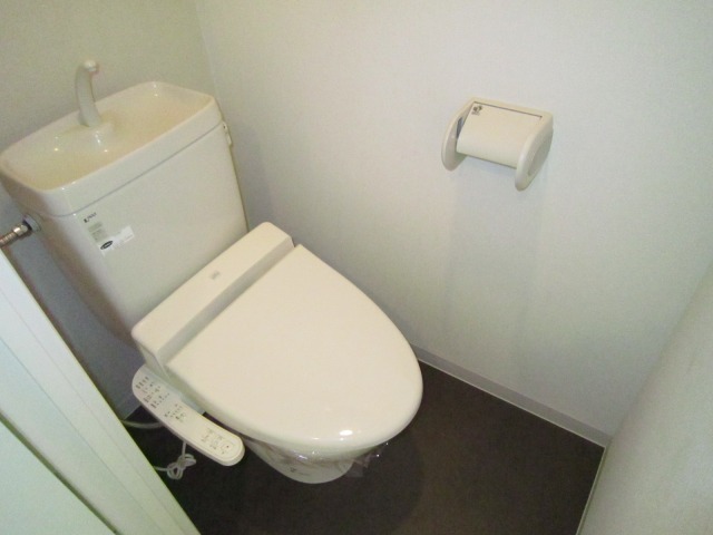 トイレ　ウォシュレット設置済みです！