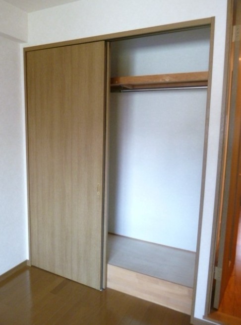 収納　※反転タイプ