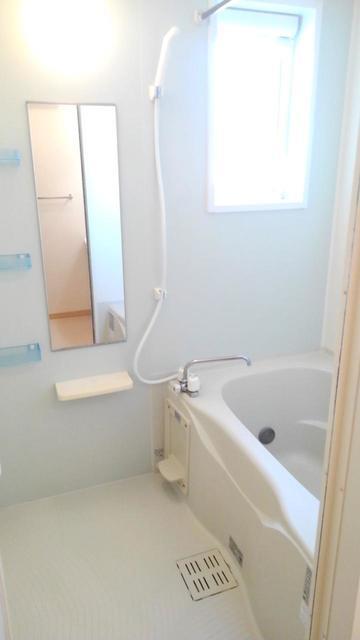 バス・シャワールーム　バスルーム