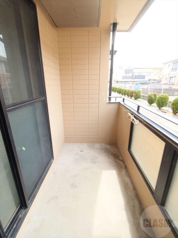 バルコニー　日当り良好のバルコニー