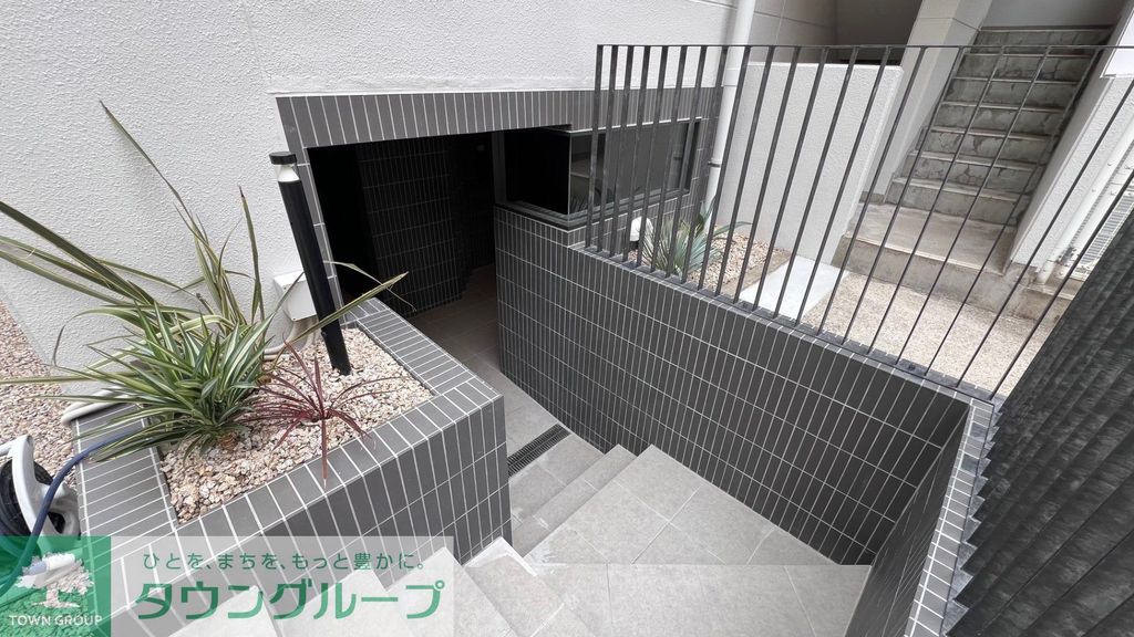 エントランス　庭