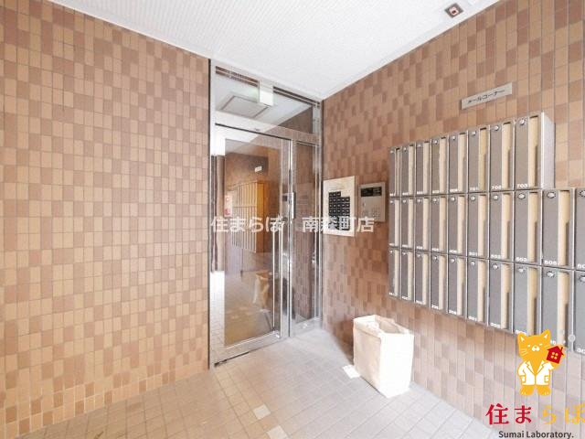 エントランス　共用部の印象も大切に