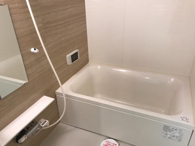 バス・シャワールーム　バス