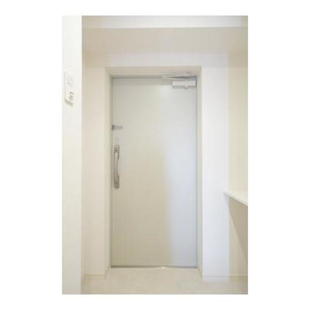玄関　※写真は同タイプ住戸です。