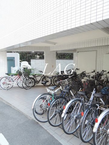 その他共有部分　駐輪場です。