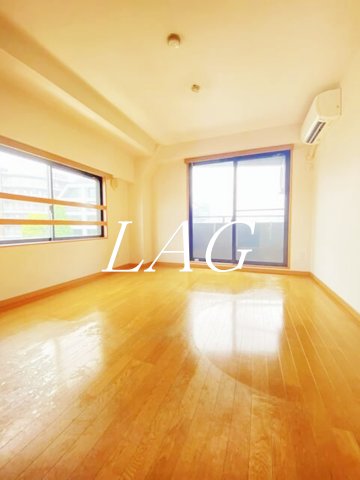 居室・リビング　洋室のお部屋です。