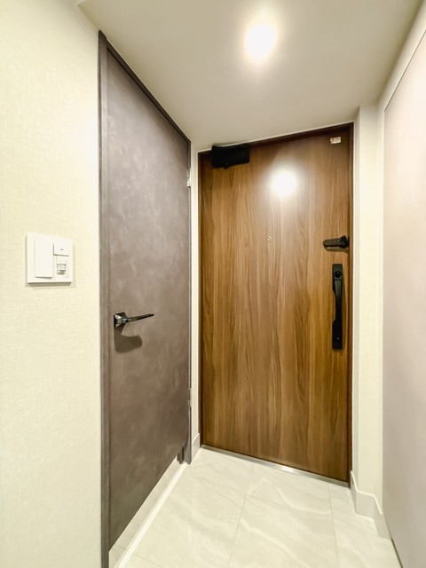 玄関　※写真は同タイプ住戸です。