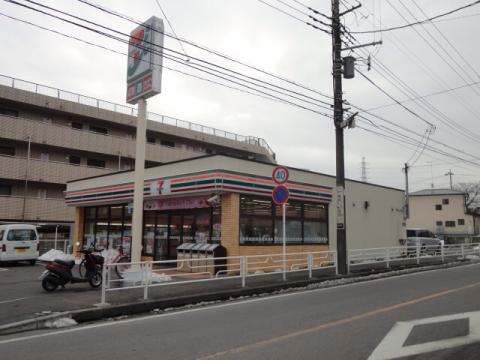 コンビニ　セブンイレブン横浜菅田町店（コンビニ）まで154m