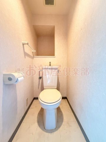 トイレ　ゆったりとした空間のトイレです