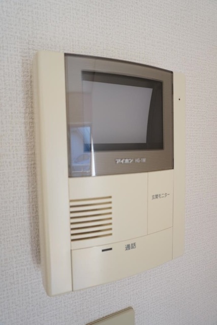 セキュリティ　ひと目で来客者がわかるＴＶモニター付きインターホンです