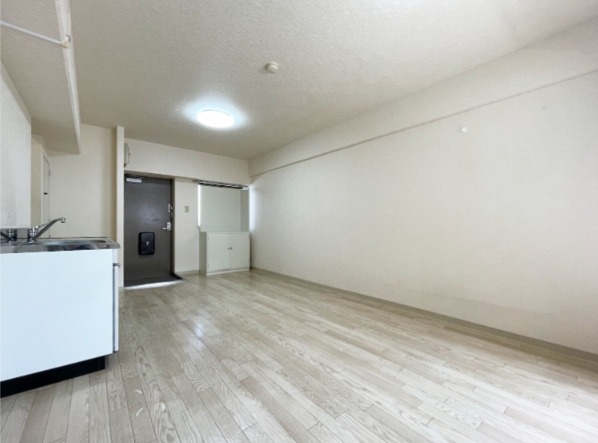 その他部屋・スペース　明るいお部屋で気分も上がる♪