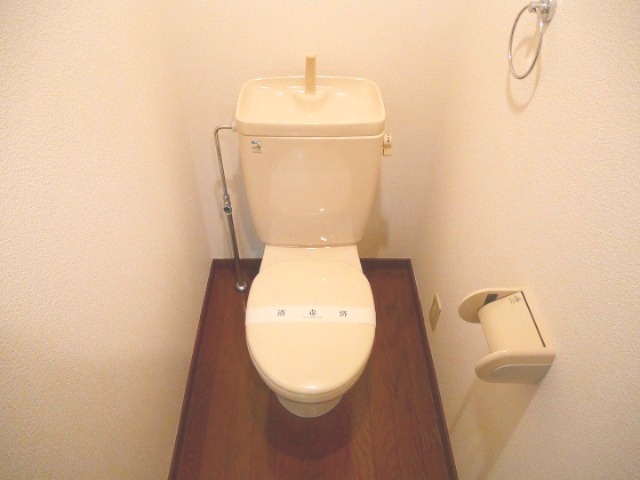 トイレ　別号室