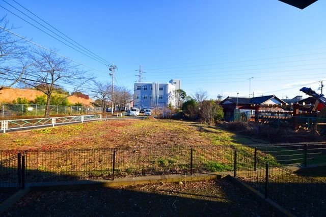 眺望　★陽当たりを遮る建物もございません★