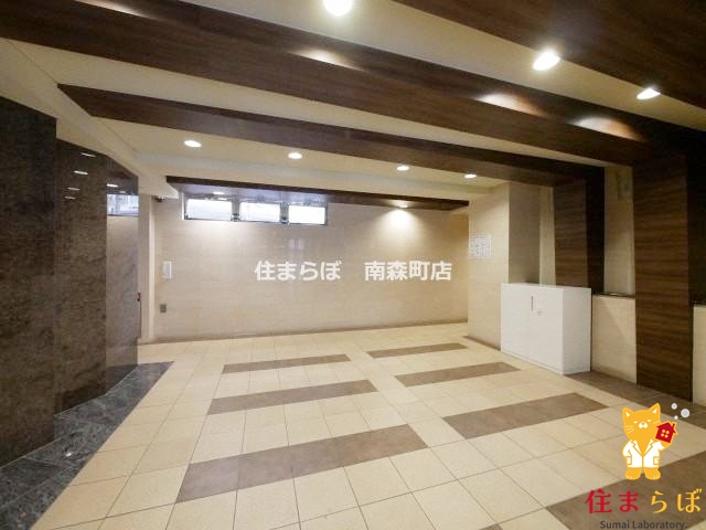 エントランス　共用部の印象も大切に