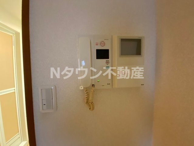 セキュリティ　モニター付きインターホンです