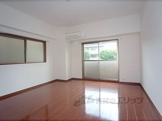 居室・リビング　洋室