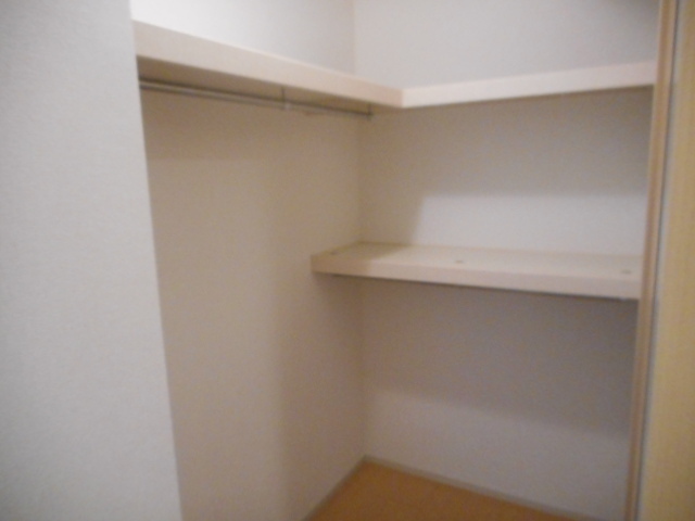 収納　たっぷり収納出来るウォークインクローゼット☆