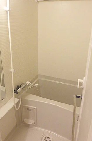 バス・シャワールーム　風呂