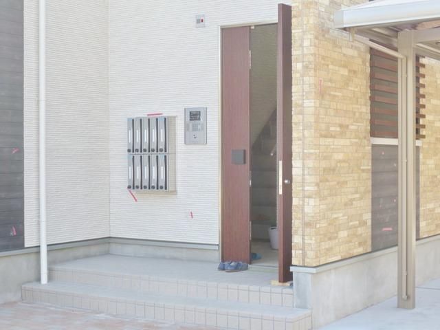 エントランス　★オートロック完備★