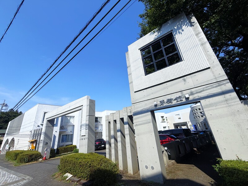 建物外観　オートロックだから防犯面◎