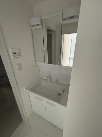 洗面設備　同仕様