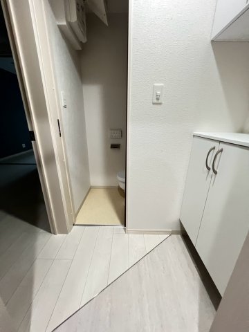 Aquamarine西北の玄関写真
