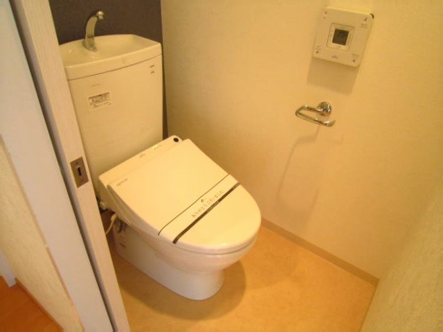 アンセムのトイレ写真