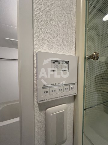 バス・シャワールーム　パークフラッツ江坂　浴室乾燥機