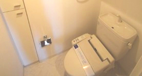 トイレ　清潔感のあるトイレです
