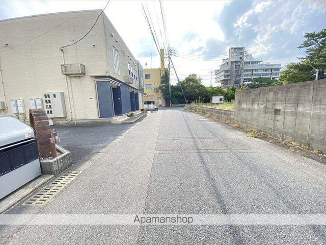 その他　前面道路（その他）まで0m