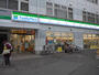 コンビニ　ファミリーマート 西武東長崎駅前店（コンビニ）まで202m