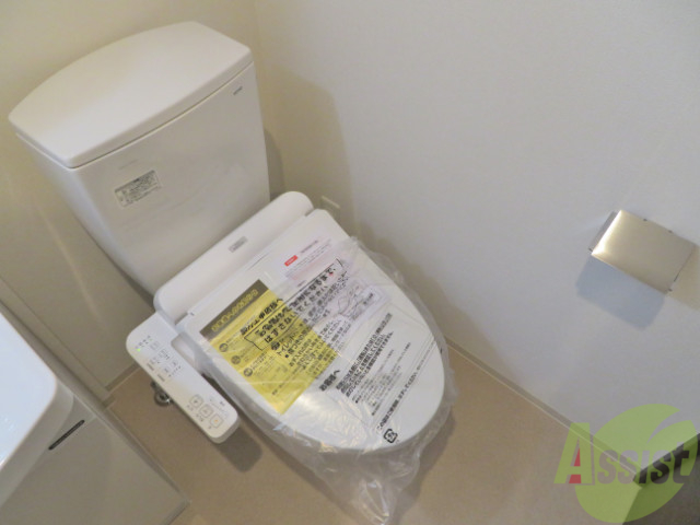 トイレ　ウォシュレット付きのトイレです。シャワートイレは日本の宝。