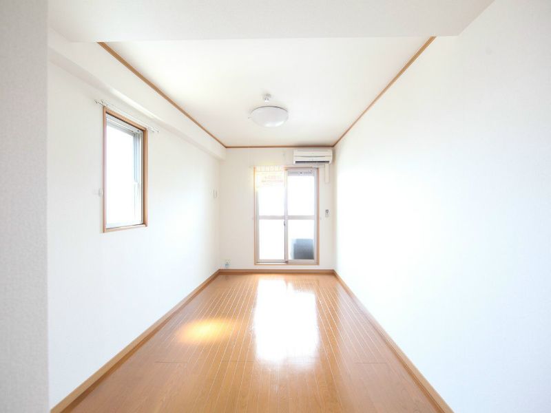 その他部屋・スペース　洋室8.8帖　エアコン完備