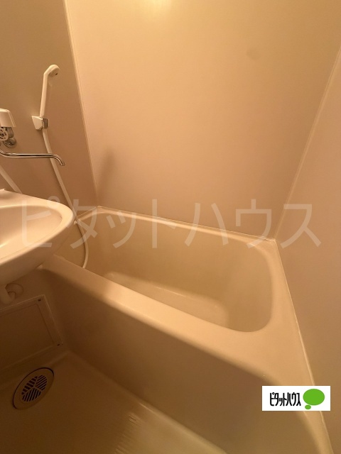 バス・シャワールーム　バスルーム