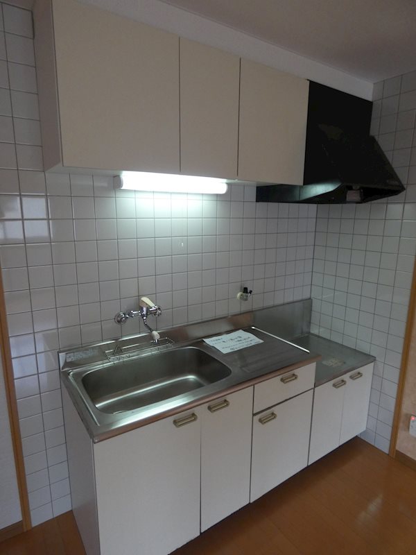 キッチン　※同タイプ別部屋写真になります
