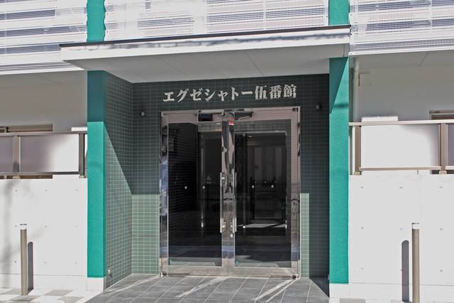 エントランス　エントランス