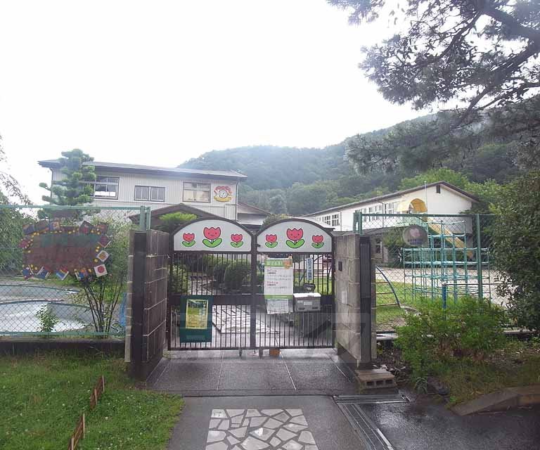 幼稚園・保育園　いずみ幼稚園（幼稚園・保育園）まで160m