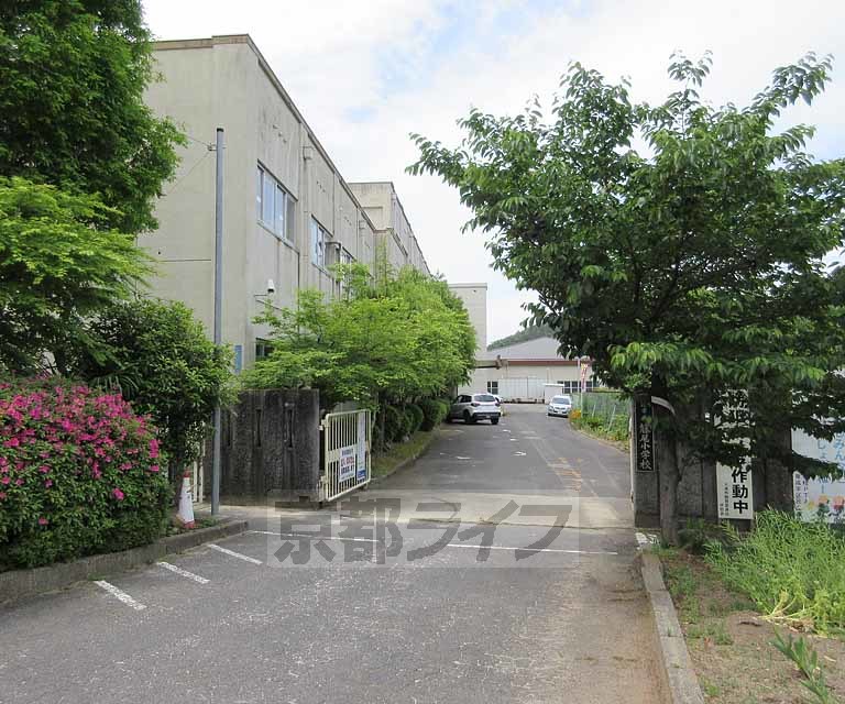 小学校　藤尾小学校（小学校）まで444m
