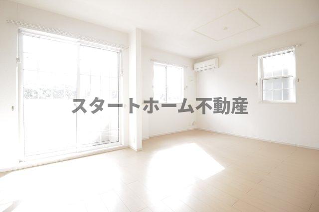 居室・リビング　ゆったりとした居間です