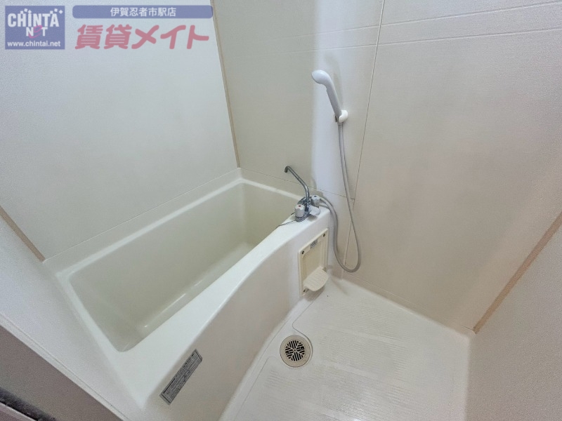 バス・シャワールーム　同型参考写真