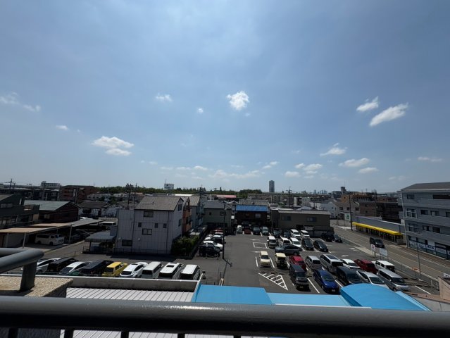 眺望　長谷川産業ビル