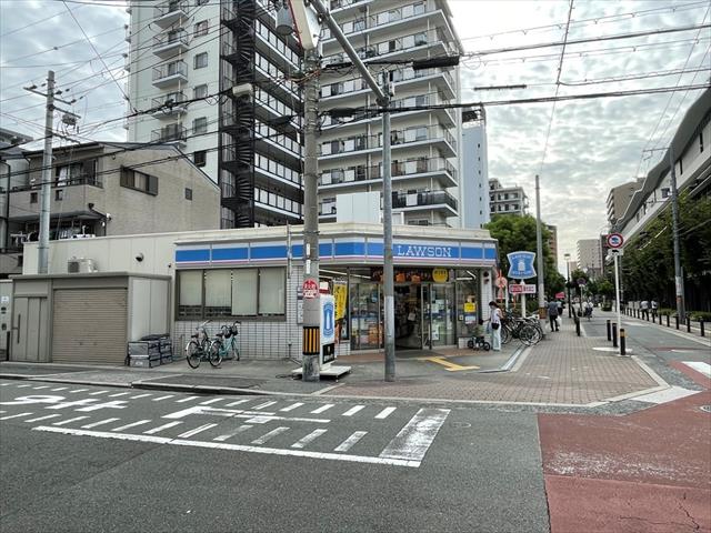 コンビニ　ローソン（コンビニ）まで743m