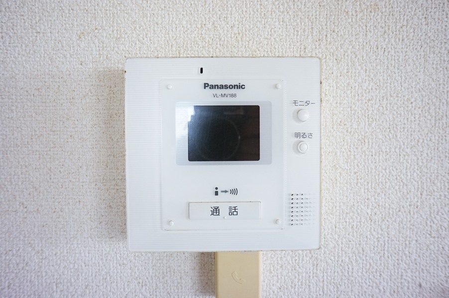 セキュリティ　カラーＴＶモニターホン仕様！