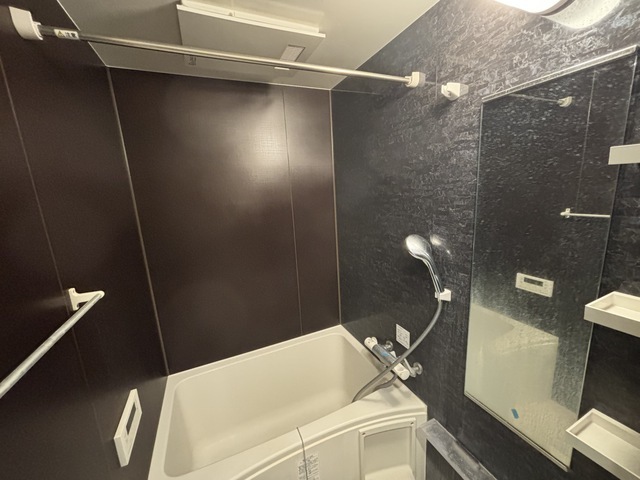 バス・シャワールーム　※別号室の写真です※