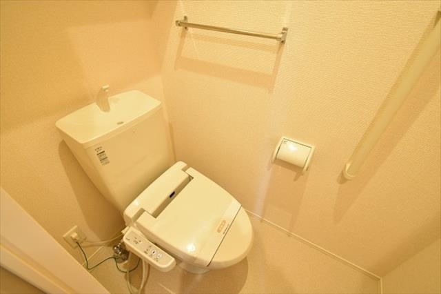 サンフローラ A棟のトイレ写真