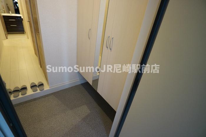玄関　明るい玄関です