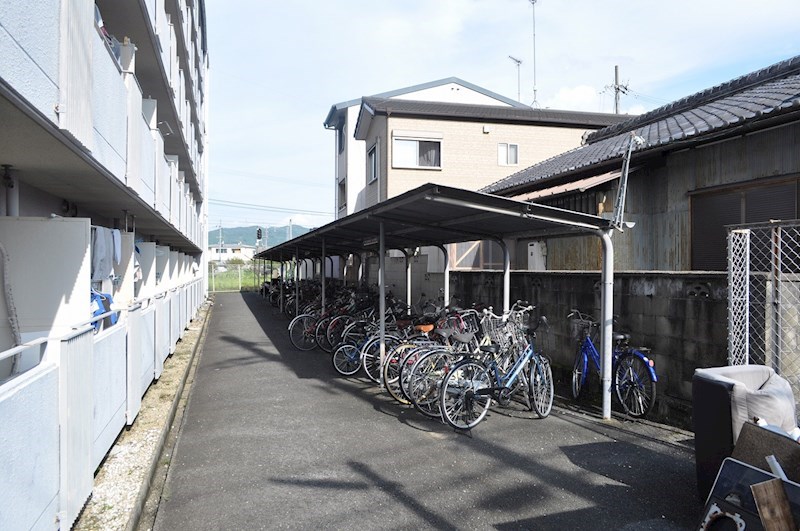 駐車場　駐輪場