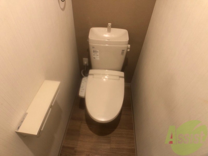 トイレ　トイレです。ウォシュレット付を探している方、おすすめです。