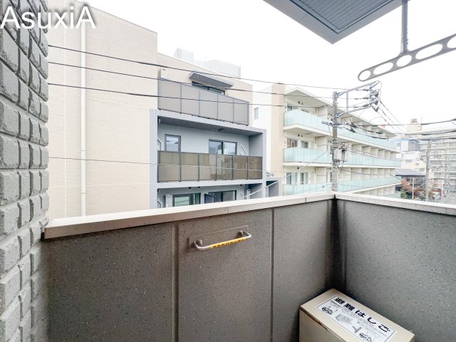 バルコニー　別タイプのお部屋の写真です