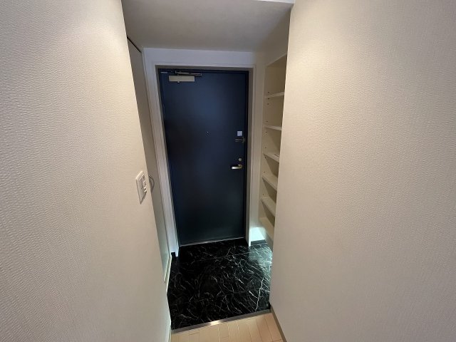 玄関　シンプルで使いやすい玄関です